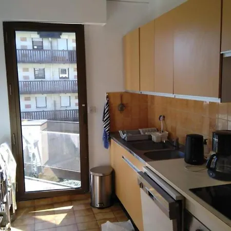 Spacious In Front Of The Sea Apartment *
